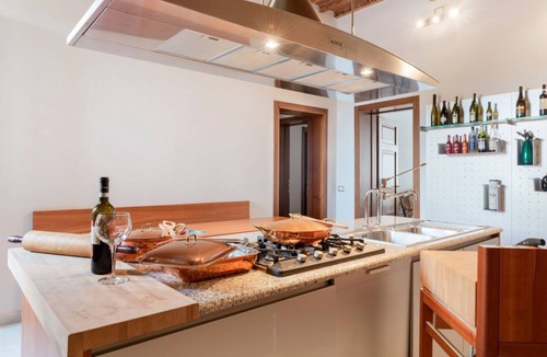 Sant'Antonio Apartment | GuestHost - Exclusive Corso Italia Penthouse