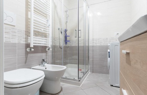 Garegnano Apartment | GuestHost - Grey & Green Flat