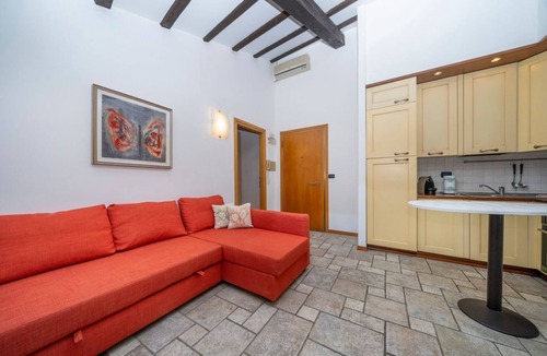 Udine Apartment | GuestHost - Historic Elegance - Apt in the Heart of Udine
