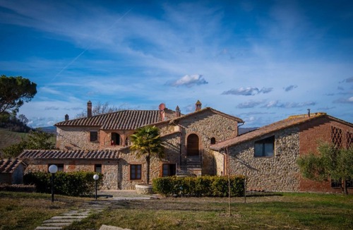 Torre A Castello House | GuestHost - Lavanda-Chianti Studio with Garden&Parking!