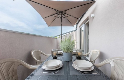 Addizione Erculea Apartment | GuestHost - Le Agavi - Apt X11 + Garage & Terrace