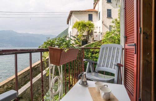 Nesso Apartment | GuestHost - Lovely studio with balcony a few mt from the lake