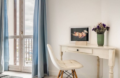 Castellammare Vucciria Apartment | GuestHost - Modern 83 sqm apartment, perfect for 5 people, located on the second floor of an ancient building (NO lift and some steps to access it). The property is located in La Cala, a picturesque port located in the heart of Palermo, just 12 minutes o