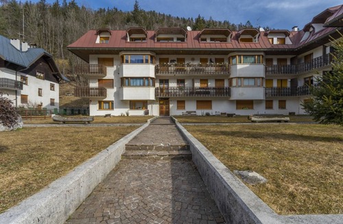 Tarvisio Apartment | GuestHost - Modern APT just 2 steps from the Ciclovia! x3
