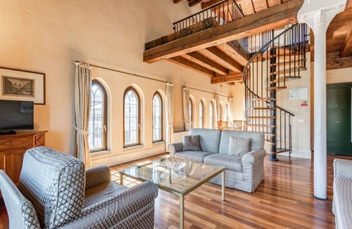Molina Apartment | GuestHost - Molino Stucky Residence Bucintoro Suite