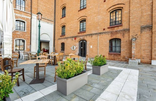 Molina Apartment | GuestHost - Molino Stucky Residence Burchiello Suite