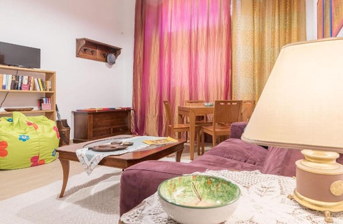 Monti Apartment | GuestHost - Monti Artistic Flat