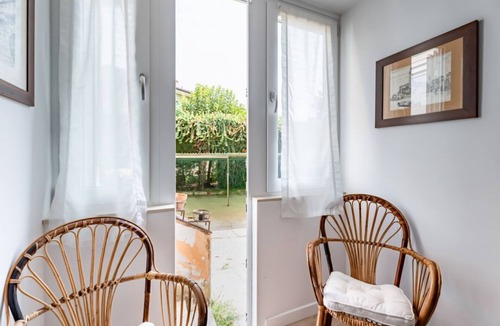 San Zeno Apartment | GuestHost - Nice and modern apartment of 50sqm located on the ground floor (steps to access), can comfortably accommodate up to 2 people.The accommodation is located in a residential and quiet area, just steps from the wonderful Church of San Zeno, Piazz