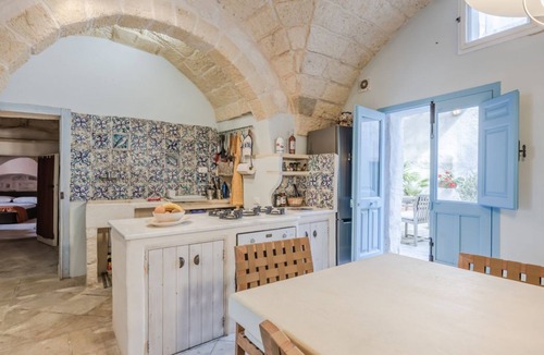 Ortelle Apartment | GuestHost - Ortelle House of the 5 Fireplaces with terrace