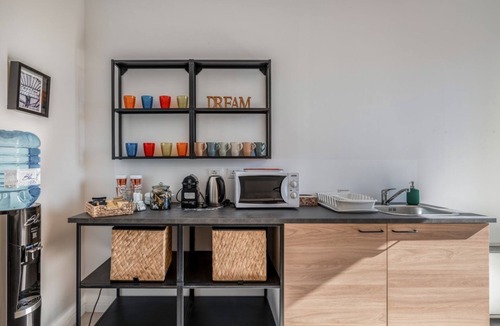 Padova House | GuestHost - Our residence is located on the fourth floor of a building, equipped with a lift.Service room which can be accessed by all guests complete with microwave, refrigerator, coffee machine, electric kettle, cups and glasses.Possibility to park bic