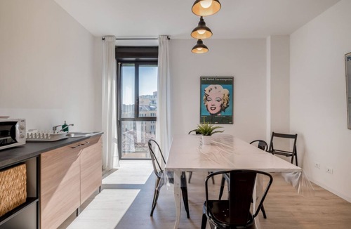 Padova House | GuestHost - Our residence is located on the fourth floor of a building, equipped with a lift.Service room which can be accessed by all guests complete with microwave, refrigerator, coffee machine, electric kettle, cups and glasses.Possibility to park bic