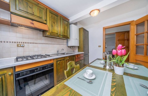 Tarvisio Apartment | GuestHost - Penthouse Central Apartment