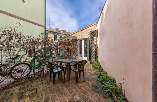 Comacchio Apartment | GuestHost - Ponte della Pitagora Apartment