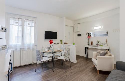 Oltrarno Apartment | GuestHost - Ponte Vecchio & Boboli Modern Apartment