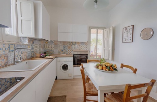 Rilievo Apartment | GuestHost - Quiet 107 sqm apartment with independent entrance, perfect for 4 people, located on the ground floor of a renovated building (NOT suitable for disabled people). The apartment is located in Misiliscemi and boasts a splendid view of the Egadi i