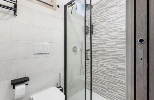 Selargius Apartment | GuestHost - Secret Courtyard Suite X2 Selargius