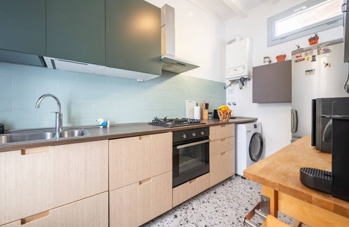 Oltretorrente Apartment | GuestHost - Spacious and bright 105 sqm apartment, accommodating up to 6 people, located on the second floor of a building without an elevator.The property is located in Parma's Oltretorrente neighborhood, a quiet residential area with plenty of amenitie