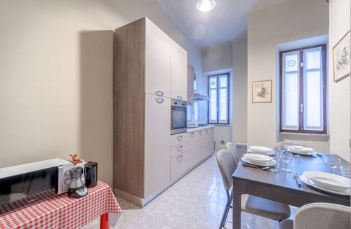 San Salvario Apartment | GuestHost - Spacious and modern apartment perfect for 6 guests is located in the San Salvario district, one of the central districts of Turin, famous for its Art Nouveau and Baroque buildings. We are in a strategic position: a few meters from the metro s