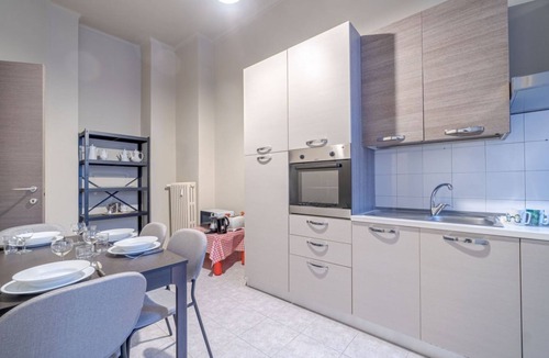 San Salvario Apartment | GuestHost - Spacious and modern apartment perfect for 6 guests is located in the San Salvario district, one of the central districts of Turin, famous for its Art Nouveau and Baroque buildings. We are in a strategic position: a few meters from the metro s