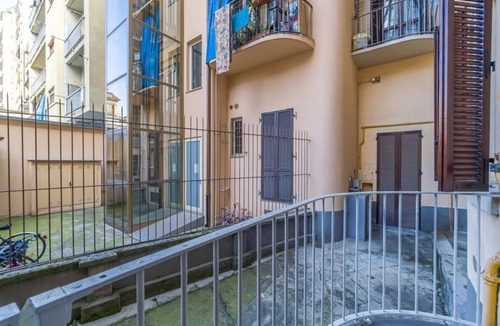 San Salvario Apartment | GuestHost - Spacious and modern apartment perfect for 6 guests is located in the San Salvario district, one of the central districts of Turin, famous for its Art Nouveau and Baroque buildings. We are in a strategic position: a few meters from the metro s