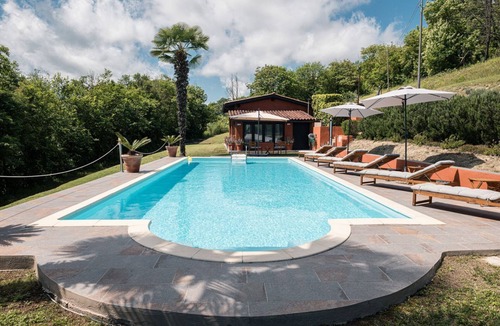 Monastero Bormida Villa | GuestHost - Stunning historic house with pool located in the Alto Monferrato, a UNESCO World Heritage site, with a 2000 sqm garden offering a lovely experience in nature, thanks to the breathtaking 360-degree views of the surrounding hills. Spacious and