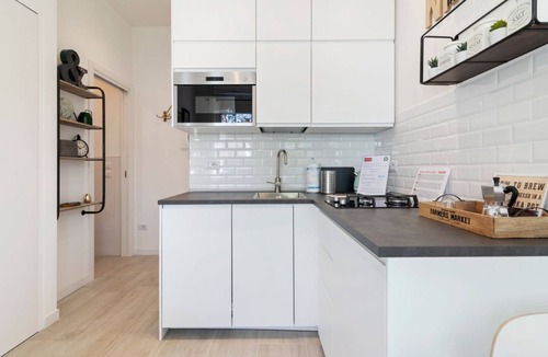 Historic Centre Apartment | GuestHost - This stylish and modern apartment can accommodate up to 2 people and is located in the Specola area, opposite the Astrophysical Observatory in one of the most charatteristic districts of Padua. To the side of the building is the oratory of Sa