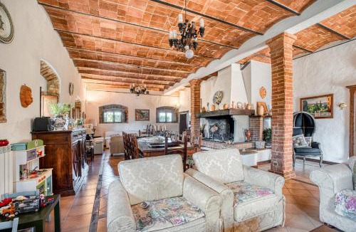 Casalalta Villa | GuestHost - Timeless 19th-Century Villa with Private Pool Oasis
