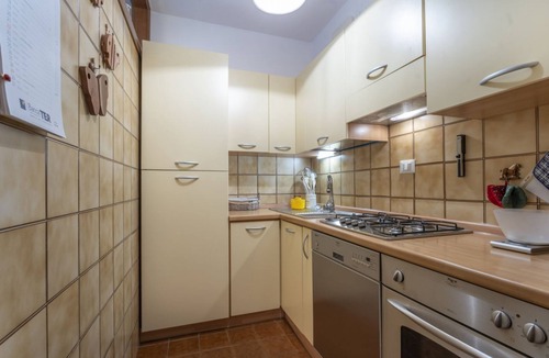 Tarvisio Apartment | GuestHost - Typical vintage flat with terrace (overlooking the Julian Alps!) That can accommodate up to 4 people, located in a quiet area with common garden a stone's throw from the center of Tarvisio. Thanks to its strategic position, from the apartment