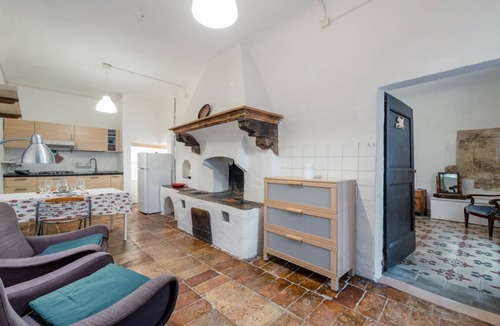Urbino Apartment | GuestHost - Urbino - Central Historic Apartment!