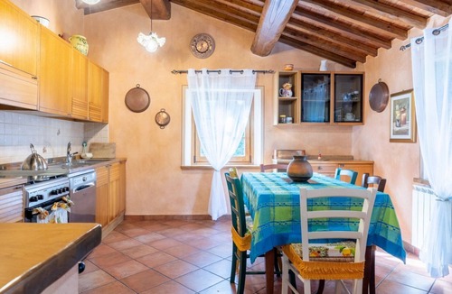 Nozanno Apartment | GuestHost - Wonderful 140 sqm apartment, perfect for 7 people, located on the first floor of an old renovated semi-detached house surrounded by greenery (stairs to access it).The apartment is located in Borgo a Mozzano, a picturesque village immersed in