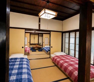 Tonami House | Guesthouse今井邸