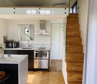 Kullavik House | Guesthouse, not even a minute walk to the ocean