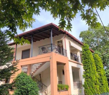 Orma House | Guesthouse Platon