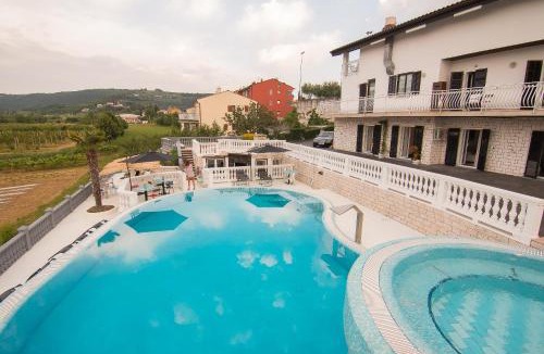 Secovlje Bed & Breakfast | Guesthouse SOLE