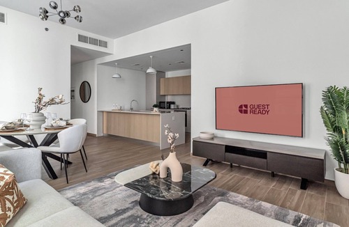 Jumeirah Village Circle Apartment | GuestReady - 1BR l Elegant City Escape