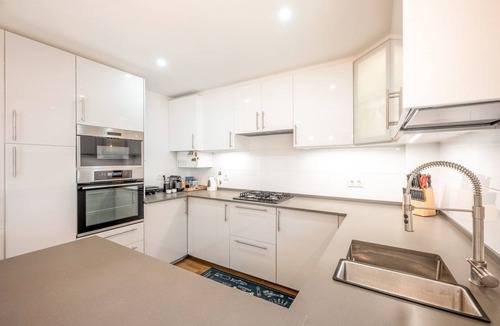 Carcavelos Apartment | GuestReady - Alluring villa in Carcavelos