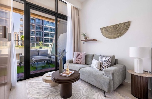 Dubai Apartment | GuestReady - Bright Studio Near Downtown w/Balcony