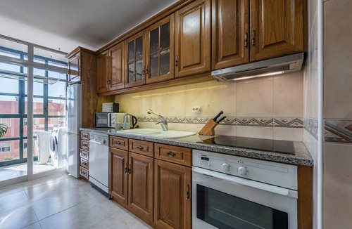 Santa Marinha Apartment | GuestReady - Candal Big Watch