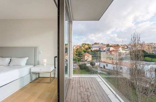 Canidelo Apartment | GuestReady - Classy retreat with river view