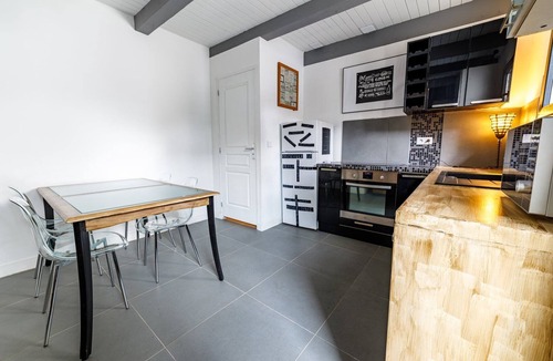 Les Baumettes House | GuestReady - Calming escape in Marseille