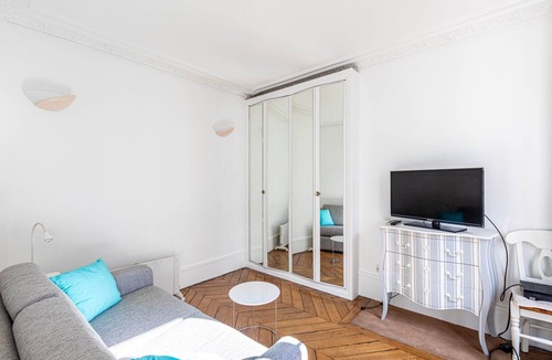Quartier du Faubourg-Montmartre Apartment | GuestReady - Central Parisian Retreat
