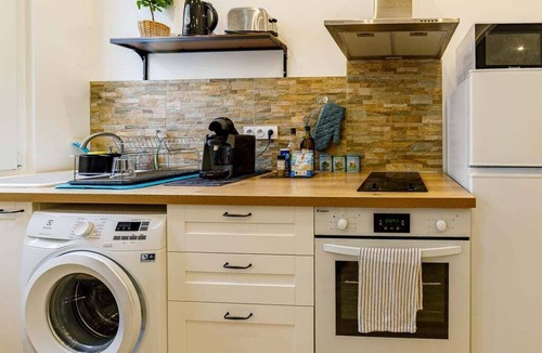Hotel-de-Ville Apartment | GuestReady - Charming getaway in Old Port Marina