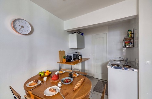 Saint-Vincent-de-Paul Apartment | GuestReady - Charming stay near Gare du Nord