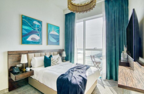 Dubai Media City Apartment | GuestReady - Modern 3BR Apt l Palm Jumeirah View