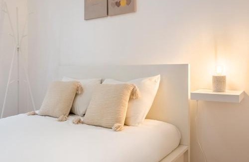 Cacilhas Apartment | GuestReady - Modern Comfort in Almada