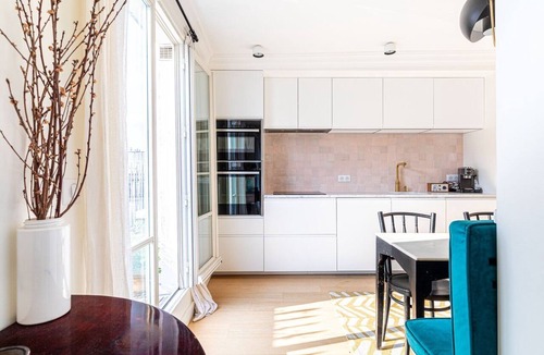 Gaillon Apartment | GuestReady - Ocean blue with Sacré-Cœur views