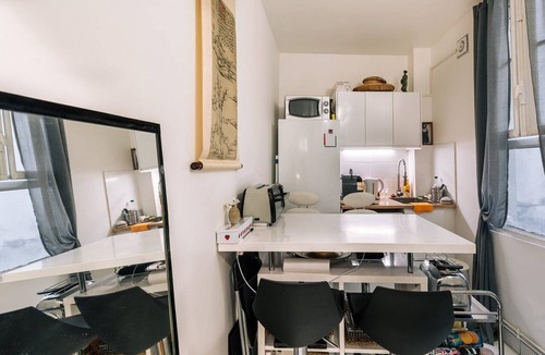 Les Halles Apartment | GuestReady - Quaint studio mezzanine near Louvre