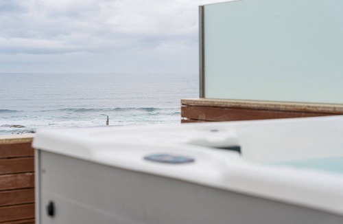 Caminha House | GuestReady - Seaside dream with ocean view