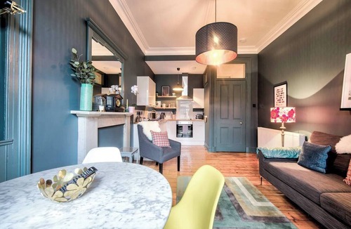 Tollcross Apartment | GuestReady - Stylish 2BR in Heart of Tollcross