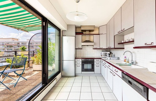 Belleville Apartment | GuestReady - Stylish Duplex with a terrace